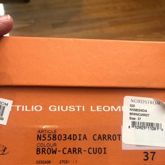 AGL Captoe Ballet Flat - Picture 6 of 6